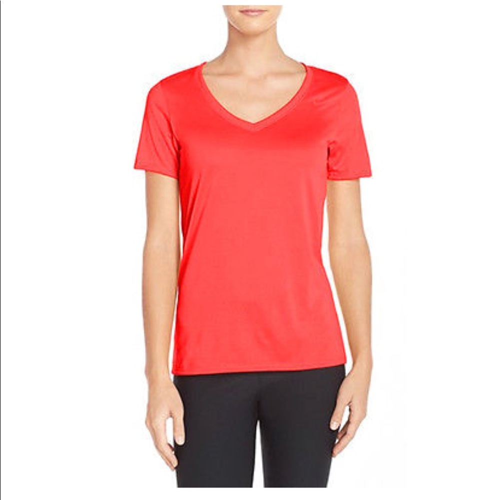 NWOT Vneck Nike DriFit